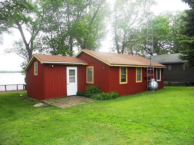 1st image of 78965 Lovgren Woodshore Rd