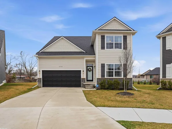 47121 Rosa Ct, Chesterfield, MI 48047