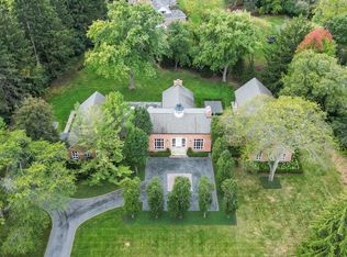 300 Butler Dr, Lake Forest, IL 60045