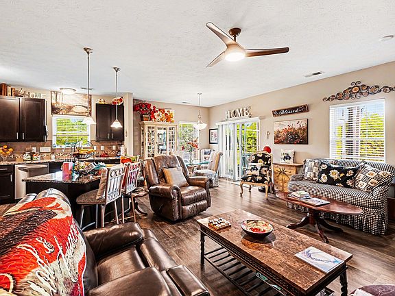 4th image of 440 Ivy Ridge Dr #440