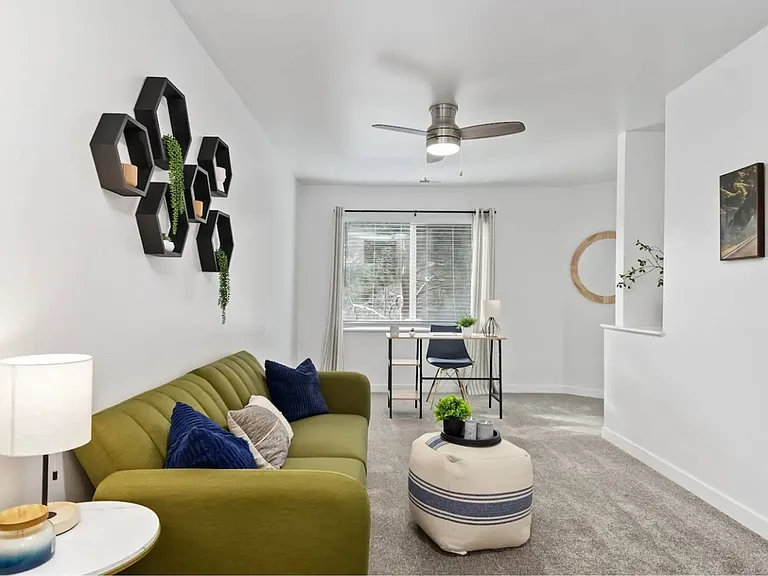 Monterra Townhomes — Photo 7