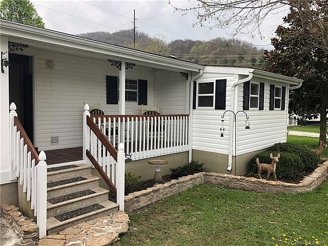 1st image of 107 Summer Place Dr
