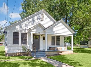 422 Silliman St, Sealy, TX 77474
