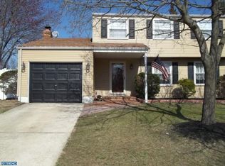 19 Dunlin Way, Sicklerville, NJ 08081