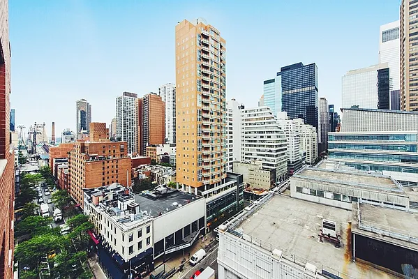 Sold by Nest Seekers International | media 13