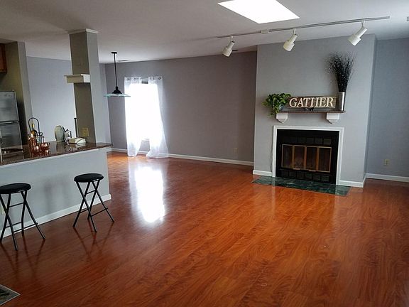 Living Dining Room Area