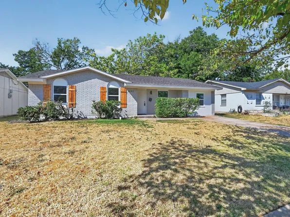 2642 Brady Ln, Grand Prairie, TX 75052