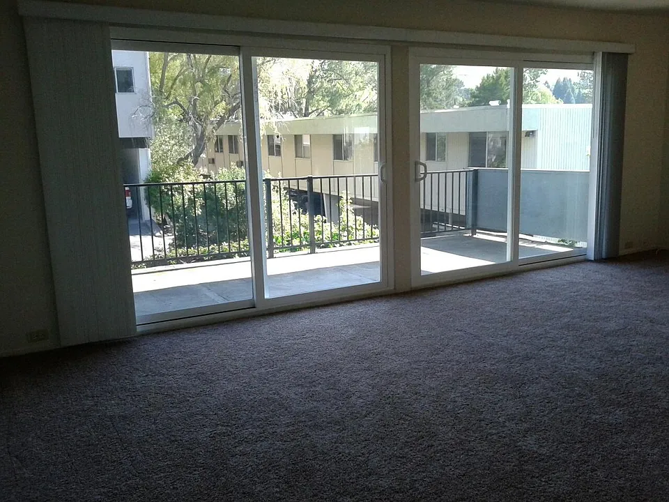 2101 Donald Dr #27