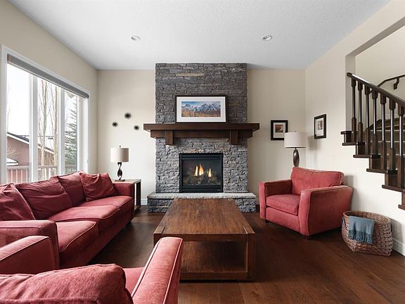 3rd image of 12 W Fortress Ct SW