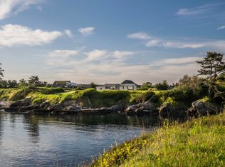 83 Hodgson Rd, Lopez Island, WA 98261