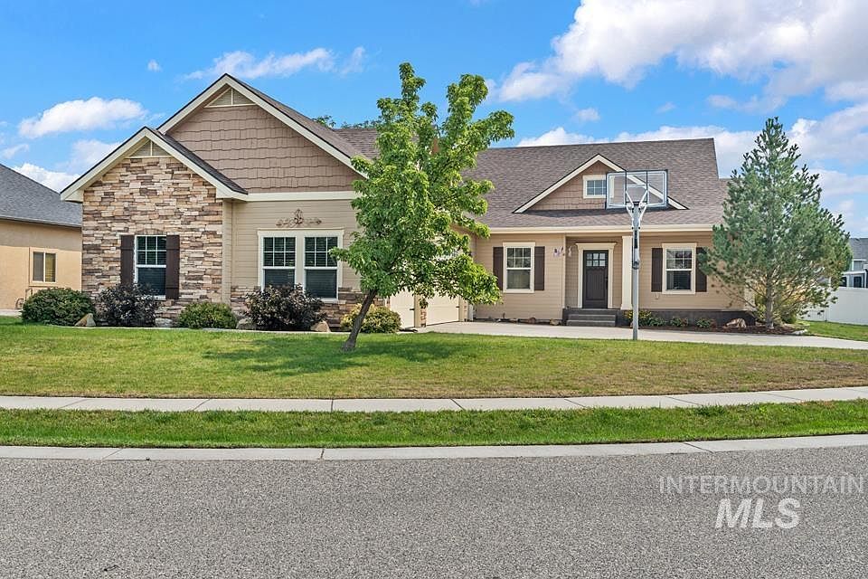 1st image of 530 Syringa Falls Ct