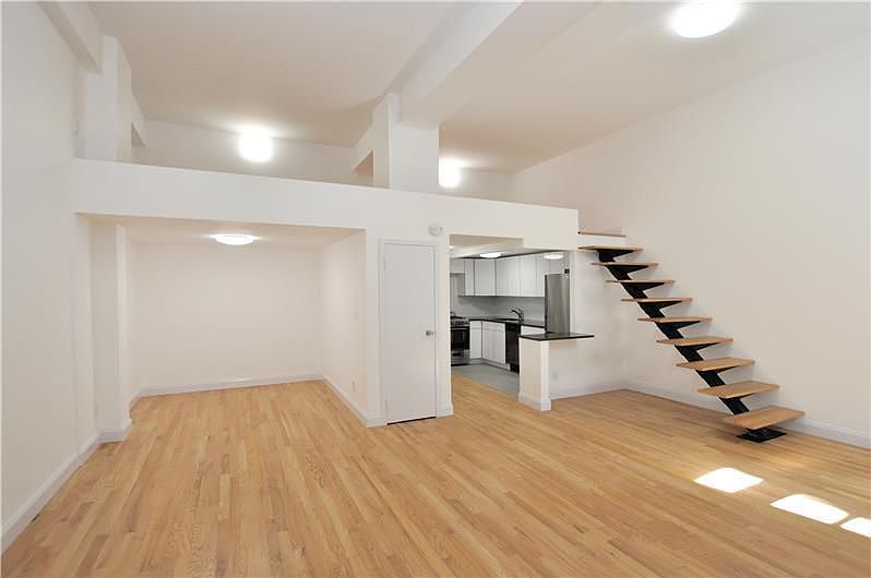 1st image of 160 W 16th St APT 1-D