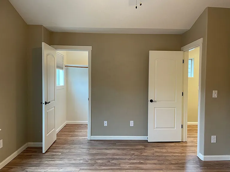 2641 NE 130th Ct — Photo 41