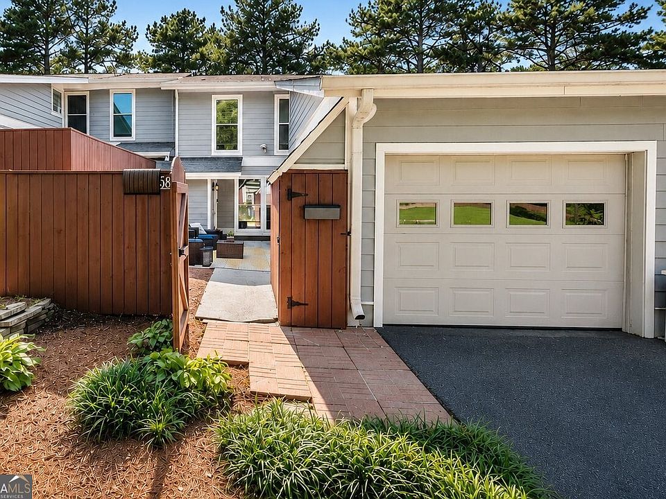 1st image of 5058 Meadow Ln NE