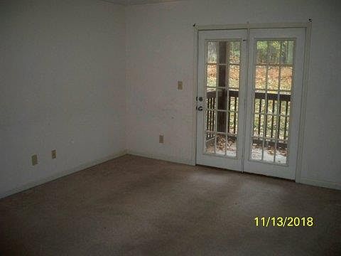 3rd image of 1239 Parkway Pl