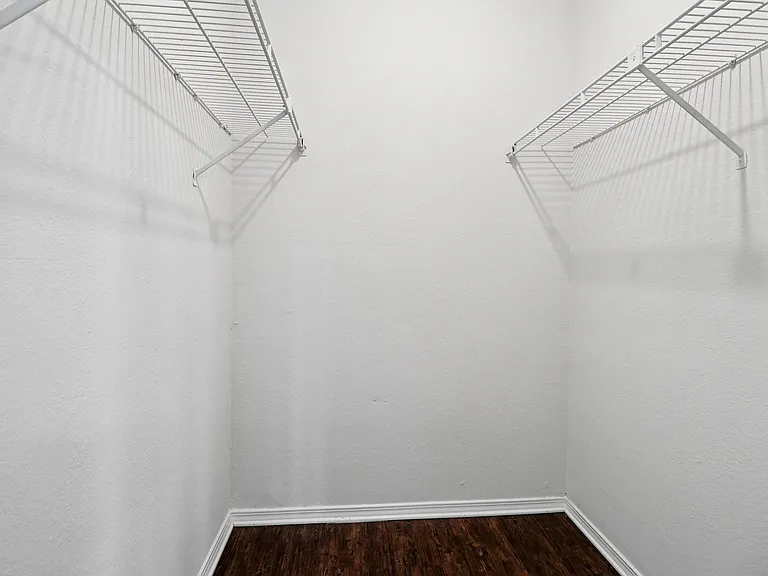B1 Main Closet