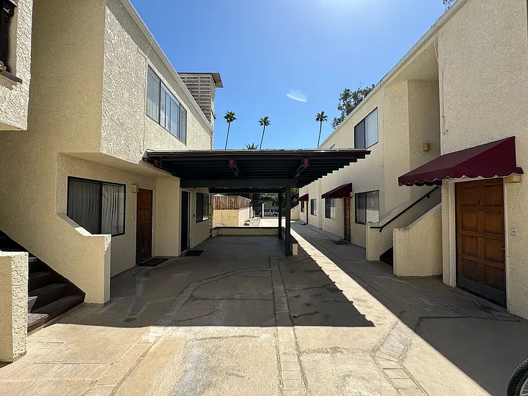DEL MAR — Photo 9