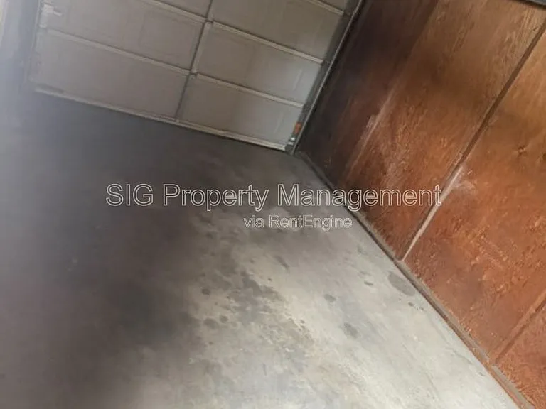 2341 Florencita Dr W — Photo 10