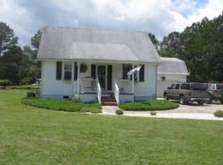 107 Cowboy Trl, Moyock, NC 27958