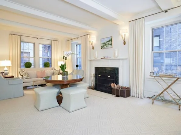 1070 Park Avenue image 2 of 11