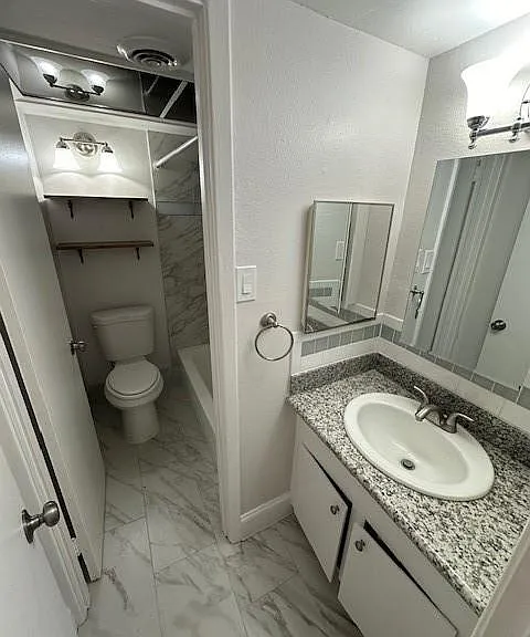 3400 Timmons Ln #24 — Photo 4