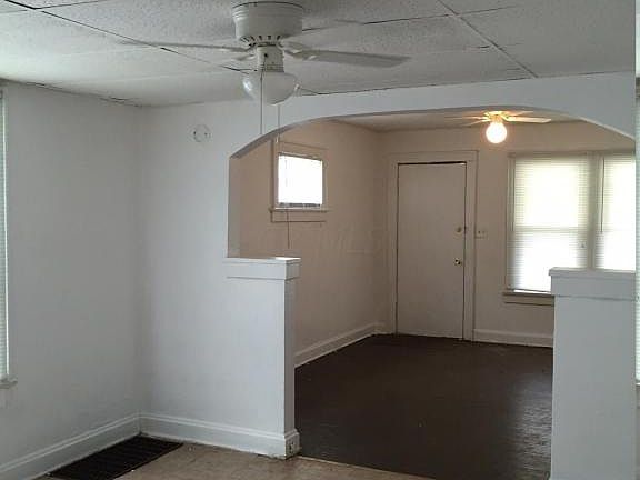 2nd image of 1029-1031 Ellsworth