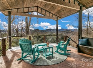 346 Lucky Ln, Clyde, NC 28721