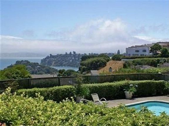 3rd image of 28 Marinero Cir APT 5
