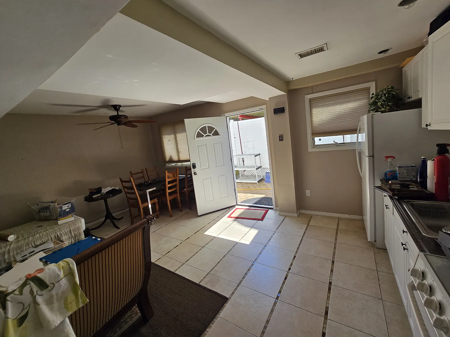 3 bed, 2193 sqft, $3,500 — Photo 4