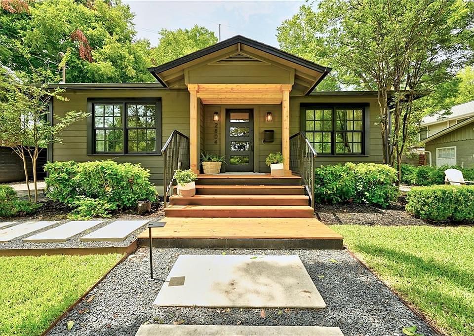 1st image of 2804 Oakmont Blvd