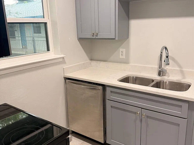 3933 Inwood Rd #2025 — Photo 10