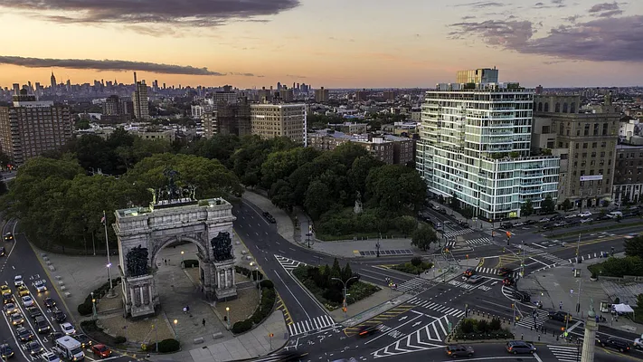 Rented by Compass | media 17