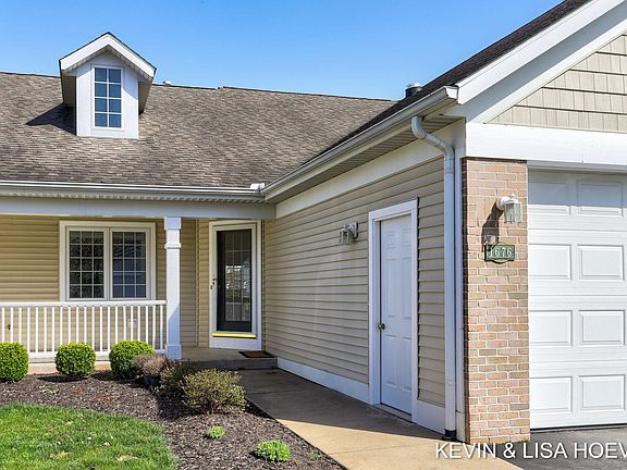 3rd image of 1676 W Clearwater Dr #72