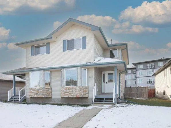 129 N Lyons Close, Red Deer, AB T4R 3P6