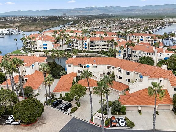 4th image of 4235 Harbour Island Ln