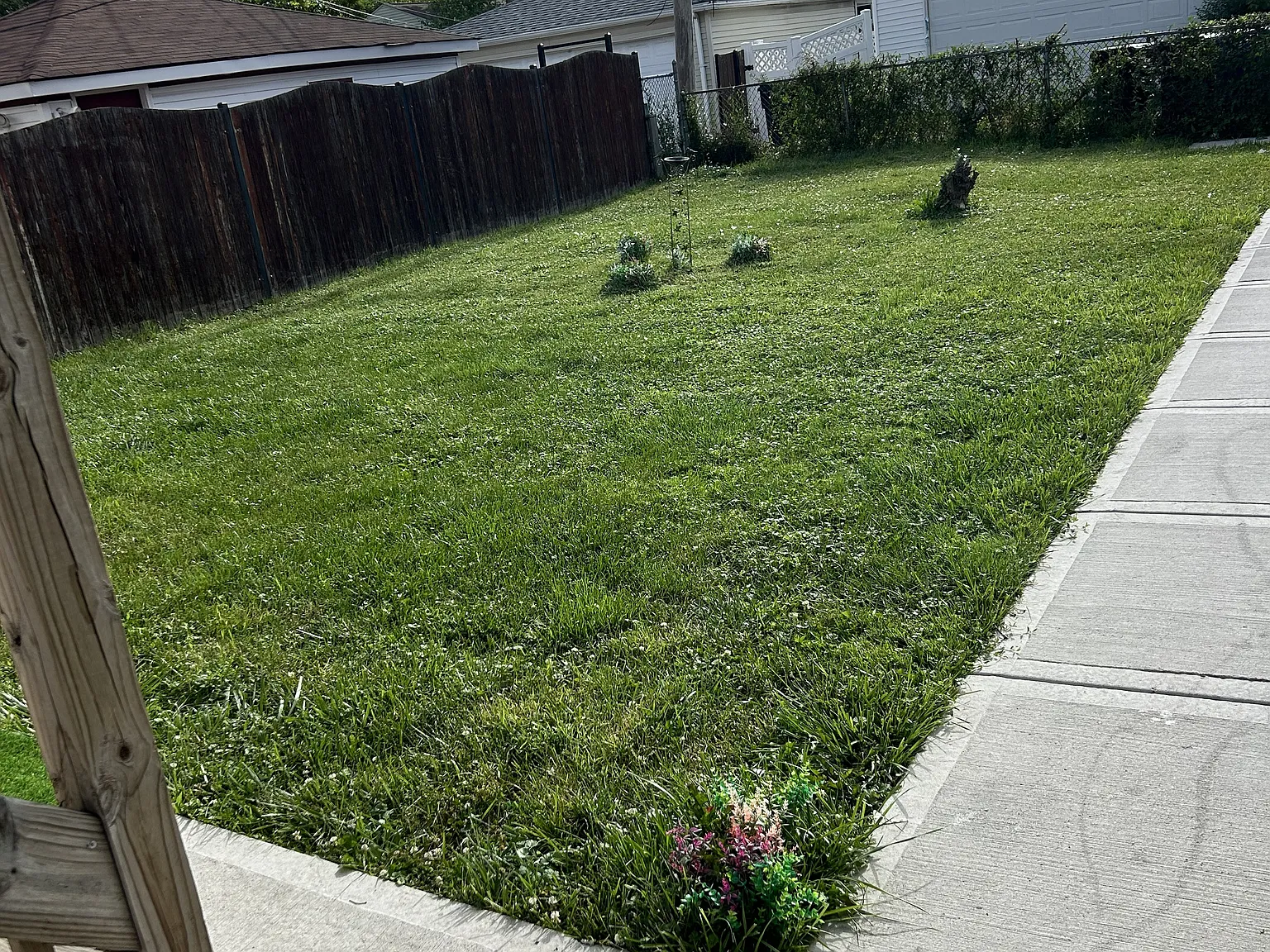 9913 S Parnell Ave — Photo 3