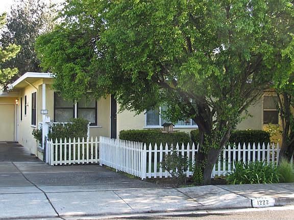 2nd image of 1222 Olive Ave