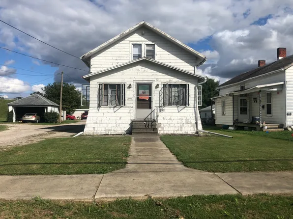 293 Southwest St, Bellevue, OH 44811