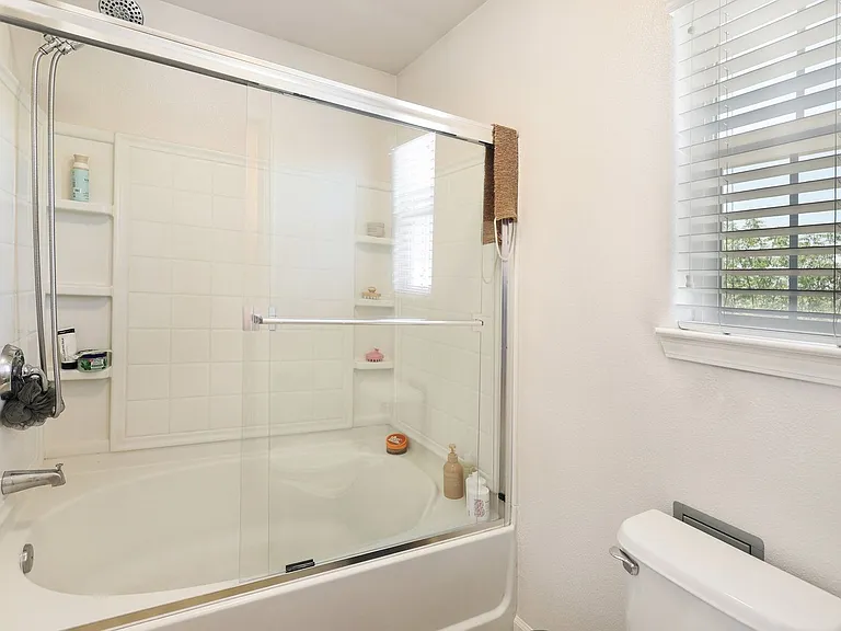 2035 Vienna Way — Photo 14