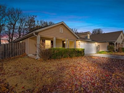 1435 S Holland Dr, Fayetteville, AR, 72704