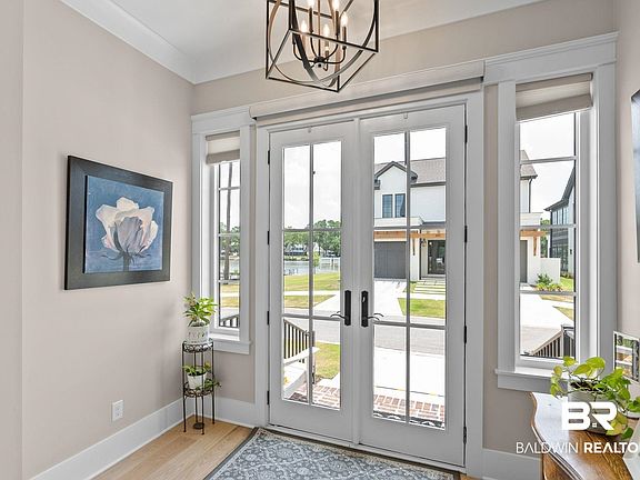 4th image of 884 Inlet Cir