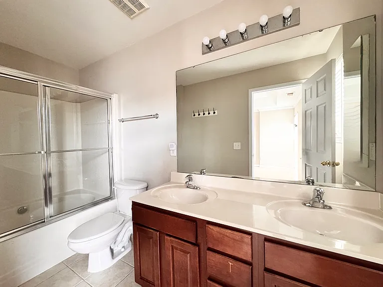 12773 Bullock Greenway Blvd — Photo 7