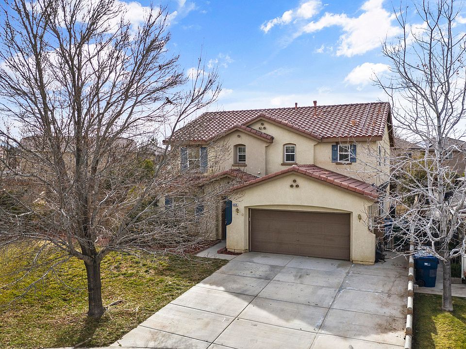 1st image of 43635 Dana Dr