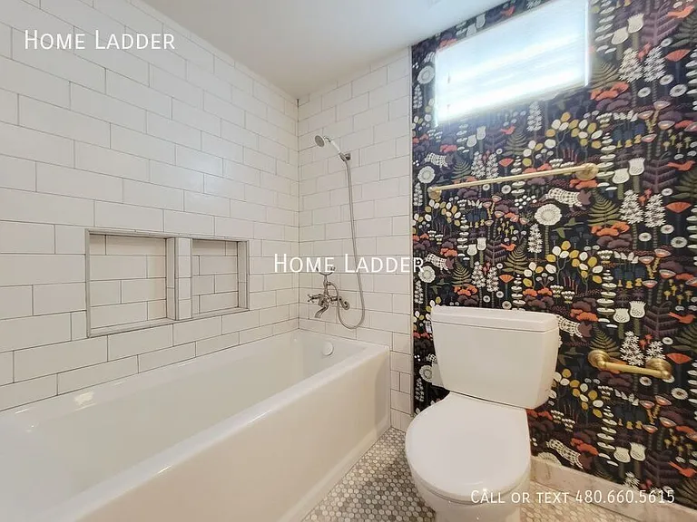 2514 N 62nd St — Photo 27
