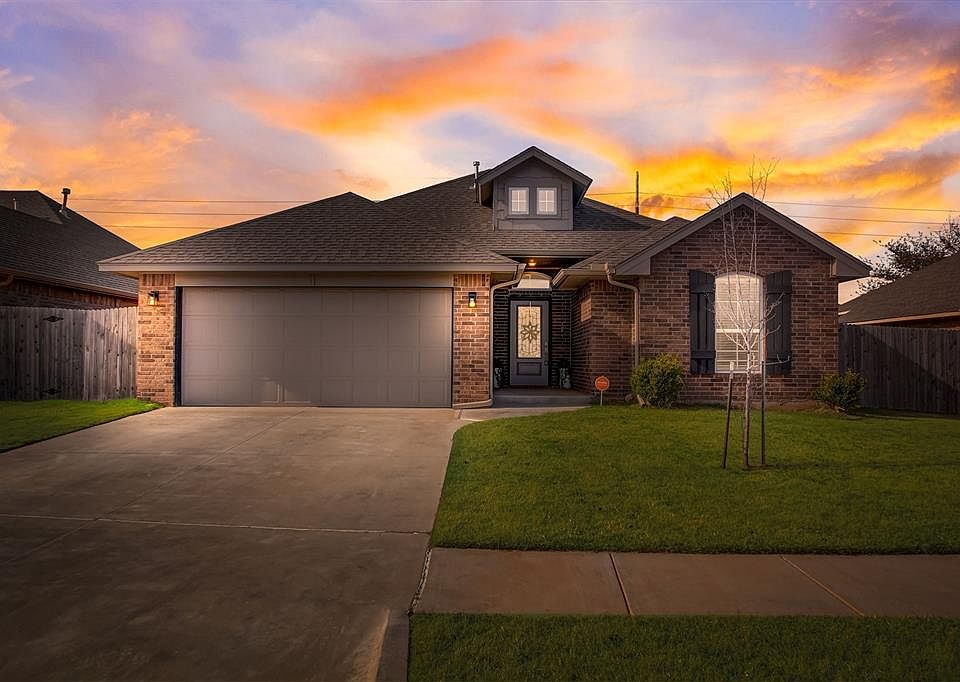 1st image of 3809 Brougham Way