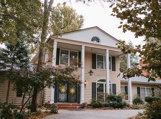 3220 Weaver Ln, Lincoln, NE 68506