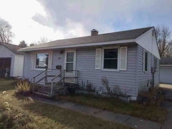 30 Garden Cir, Babbitt, MN 55706