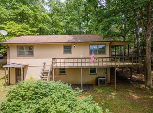 337 Hidden Ln, Franklin, NC 28734