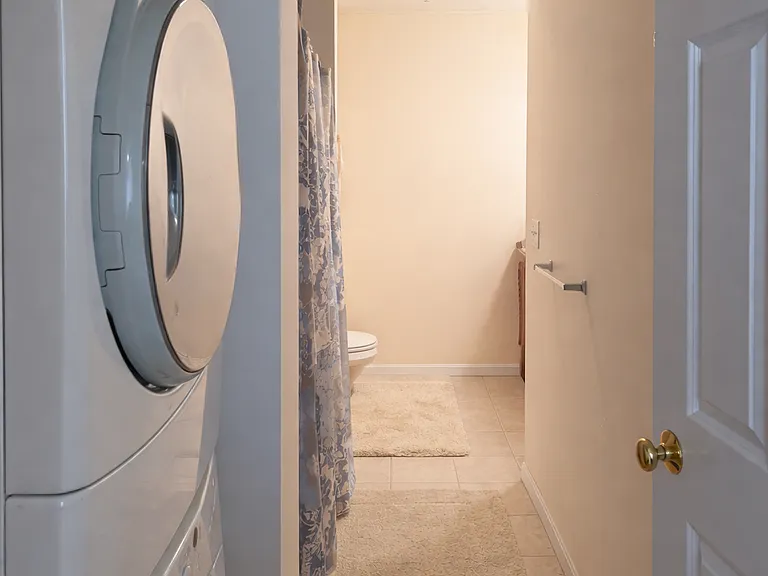 50 Adams St #109 — Photo 8