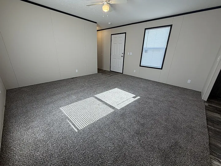 38000 Le Chateau Blvd #682 — Photo 4